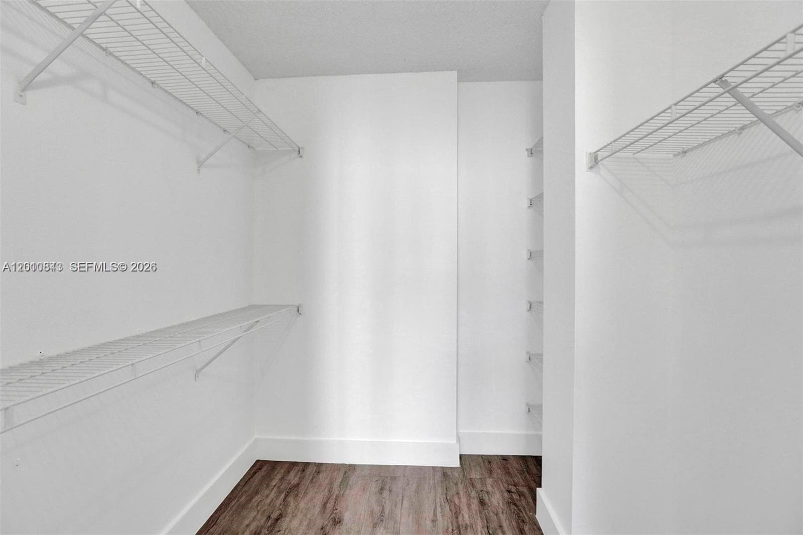 BRICKELL VIEW CONDO · #601 in Miami - Photo 11