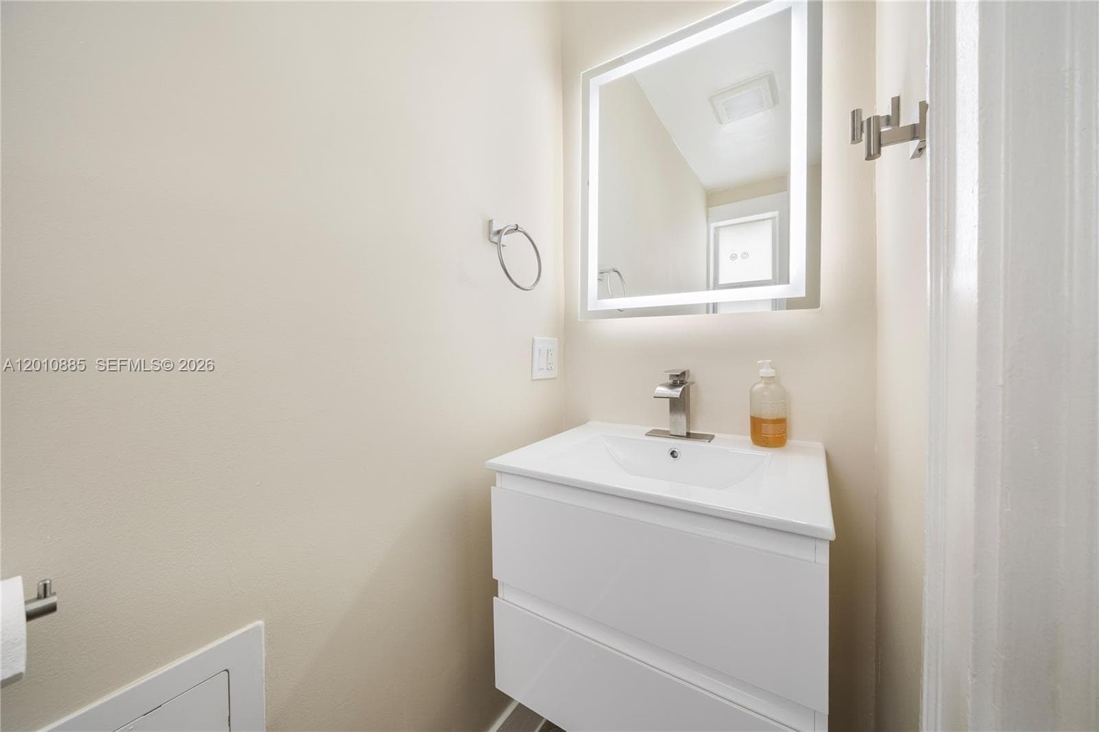 Ewing Condo · #1 in Miami Beach - Photo 17