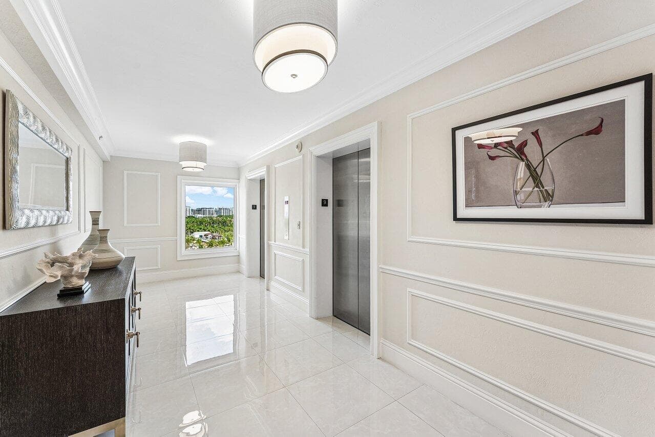 003-701EastCaminoReal-9G-BocaRaton-FL-33