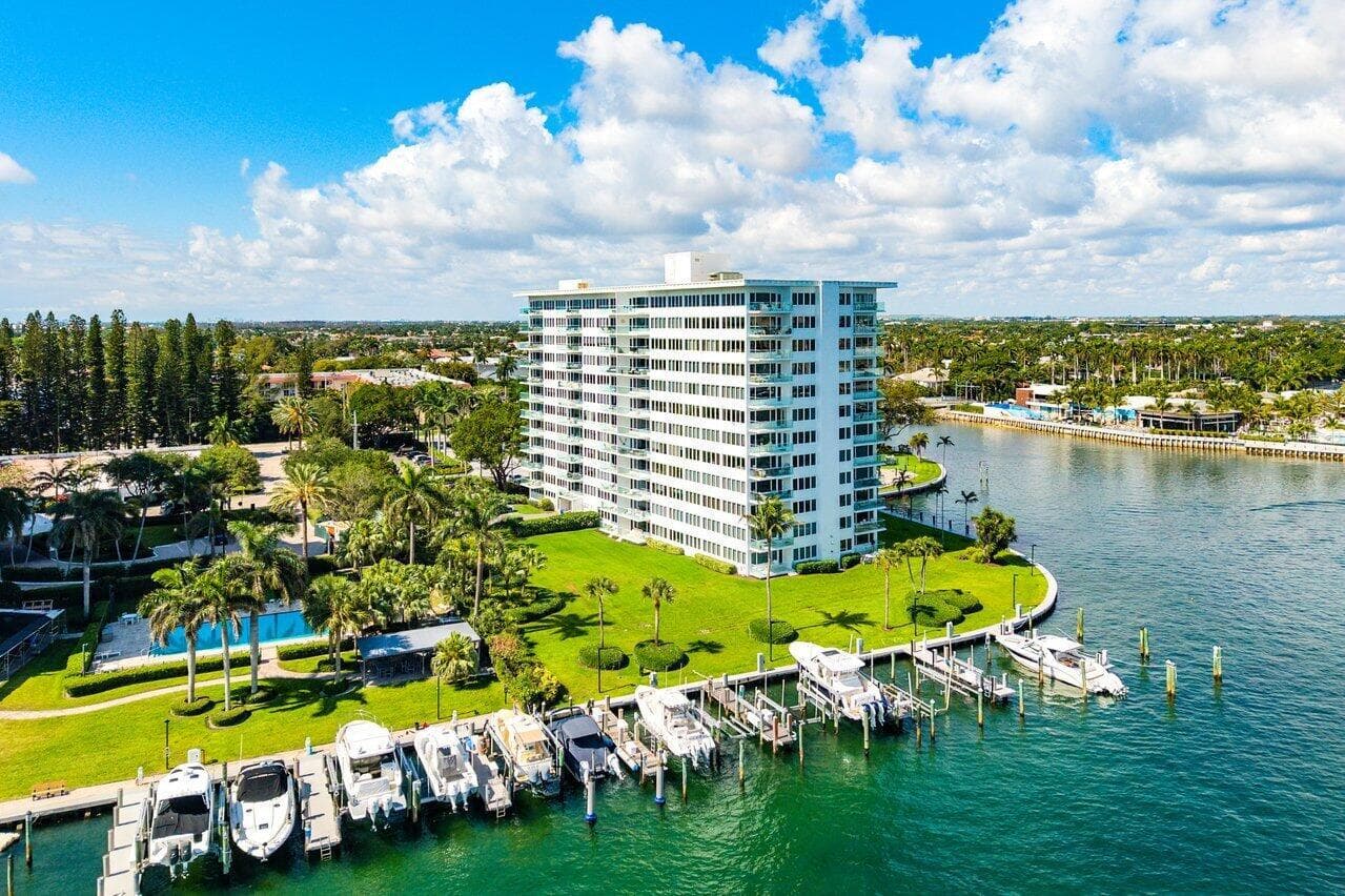 041-701EastCaminoReal-9G-BocaRaton-FL-33