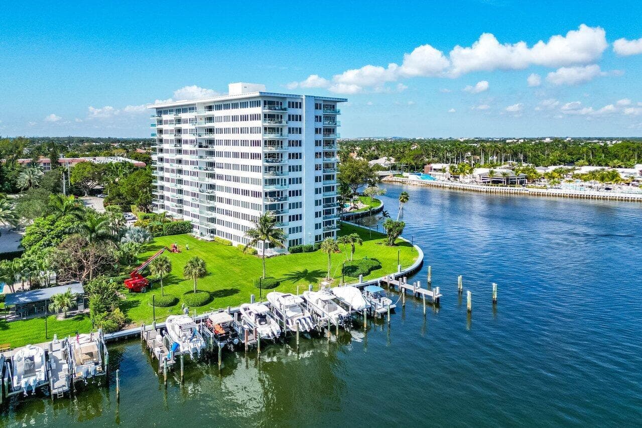057-701EastCaminoReal-9G-BocaRaton-FL-33