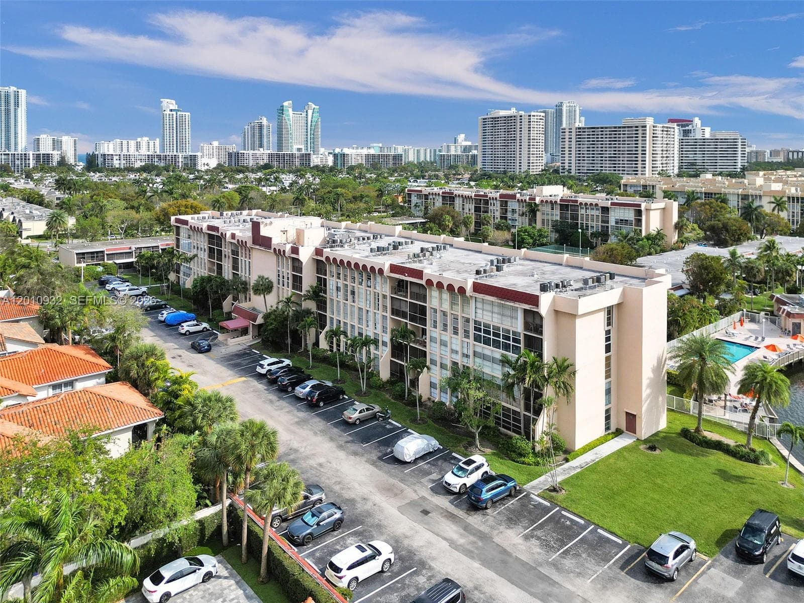 DESOTO PARK NORTH CONDO · #419 in Hallandale Beach - Photo 36