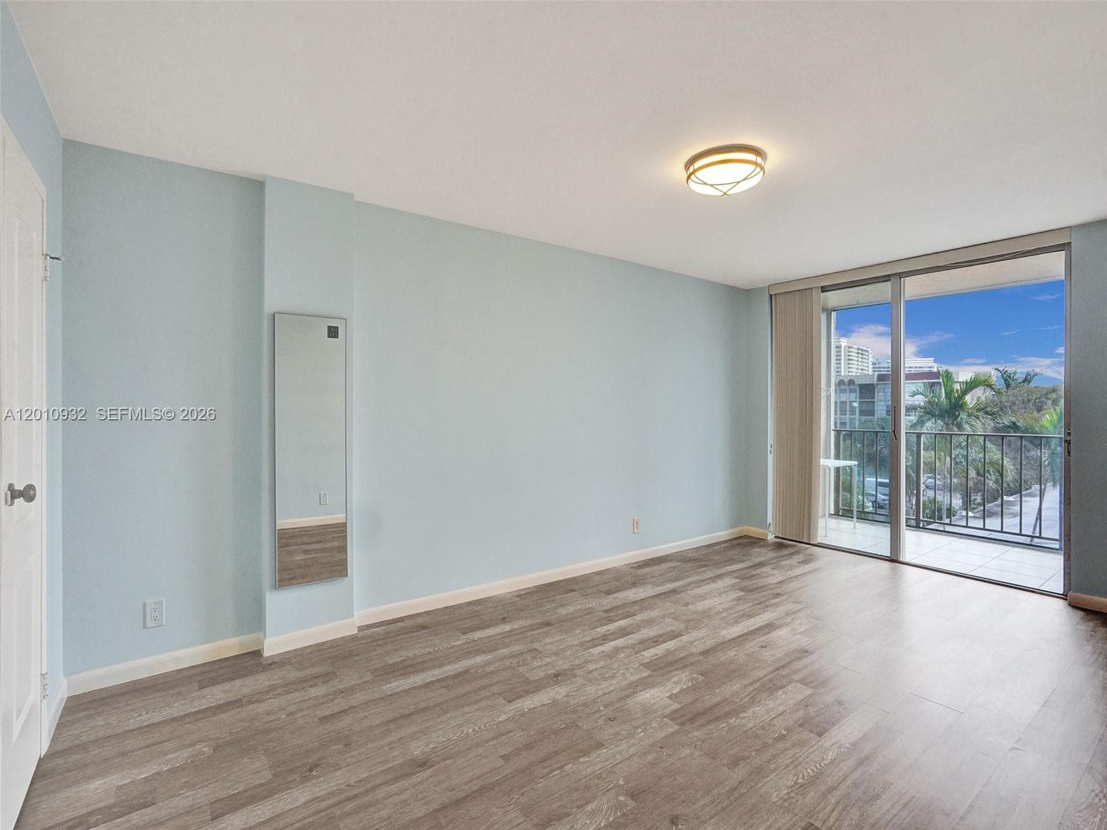 DESOTO PARK NORTH CONDO · #419 in Hallandale Beach - Photo 5