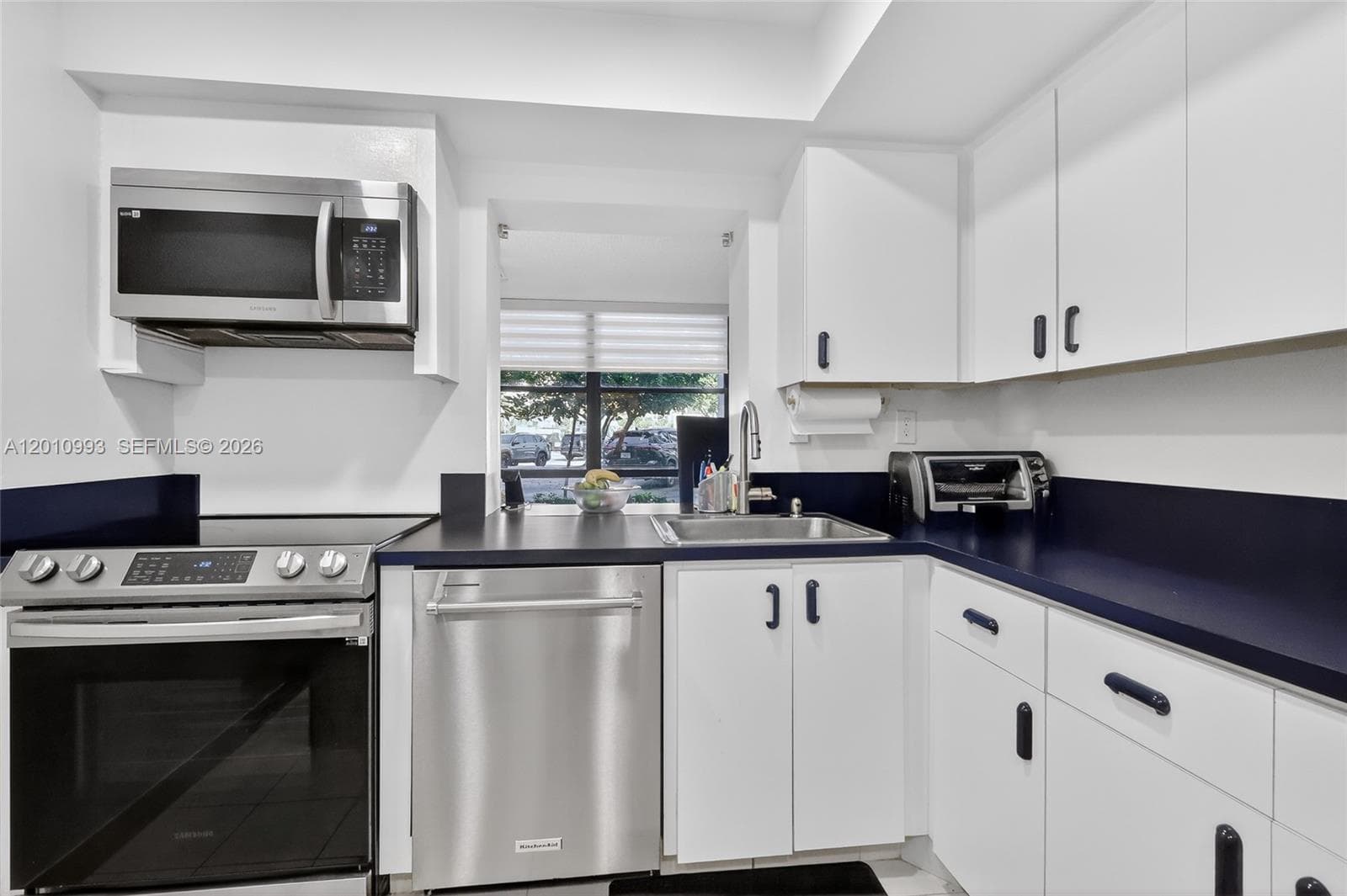 OCEANVIEW PARK CONDO · #104 in Hallandale Beach - Photo 23