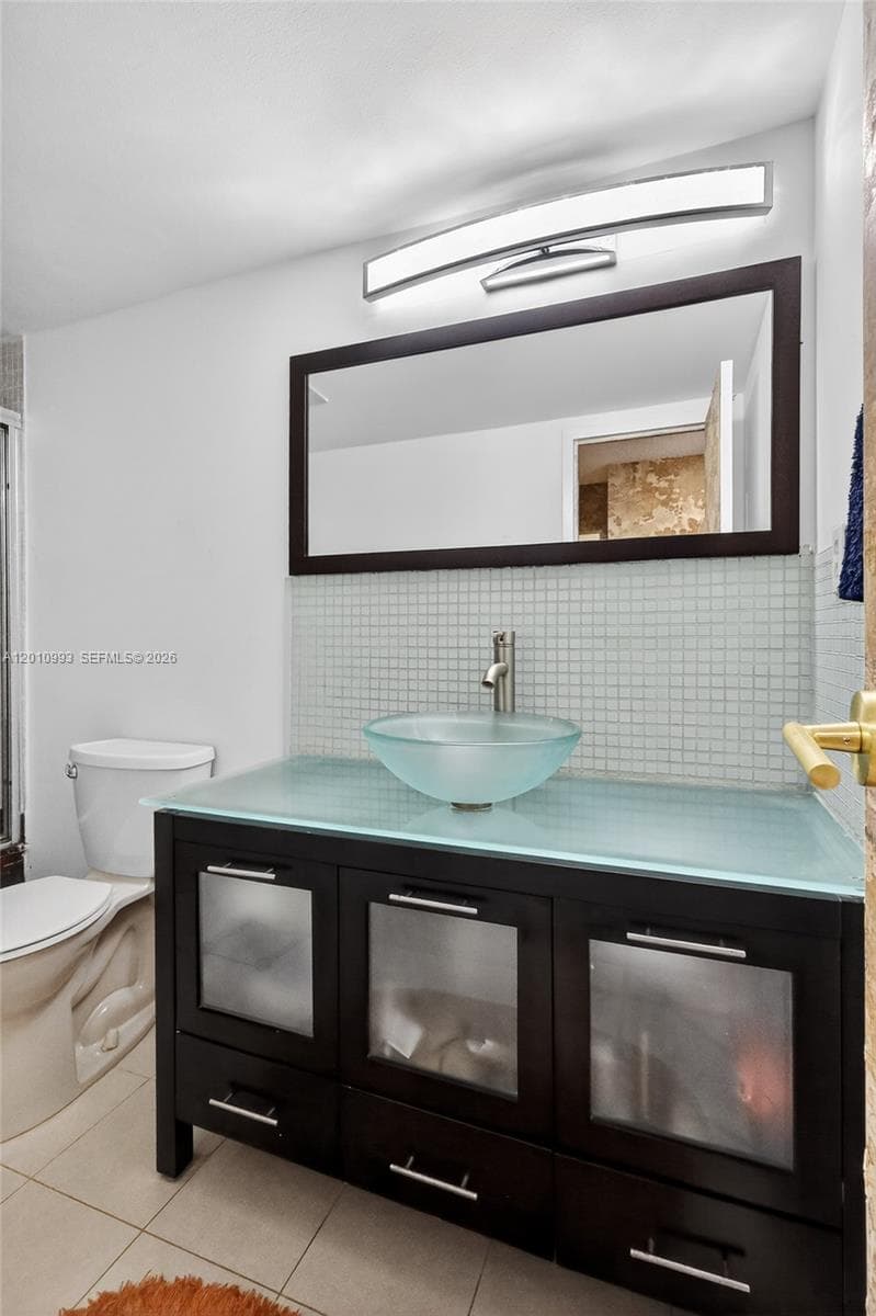 OCEANVIEW PARK CONDO · #104 in Hallandale Beach - Photo 38