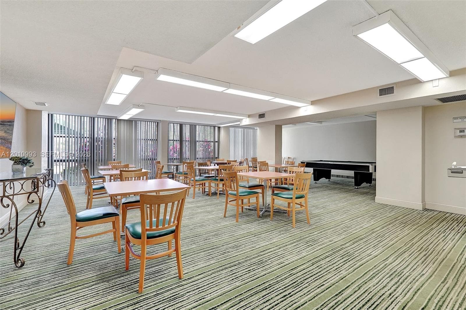 OCEANVIEW PARK CONDO · #104 in Hallandale Beach - Photo 49
