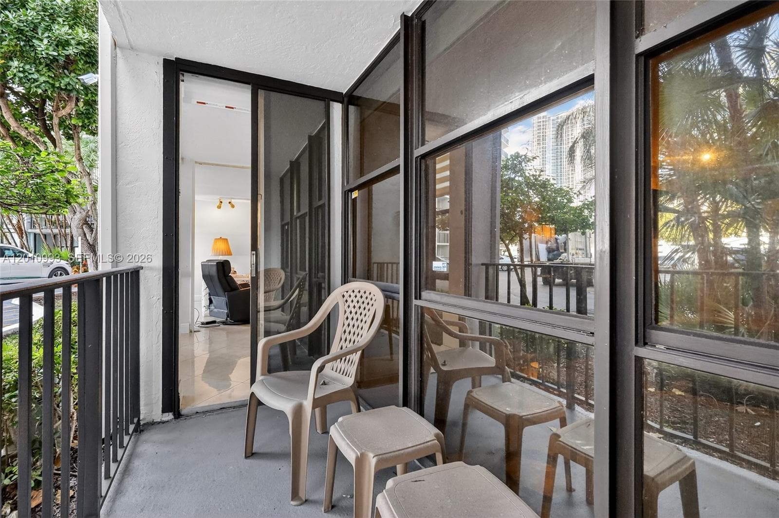 OCEANVIEW PARK CONDO · #104 in Hallandale Beach - Photo 41