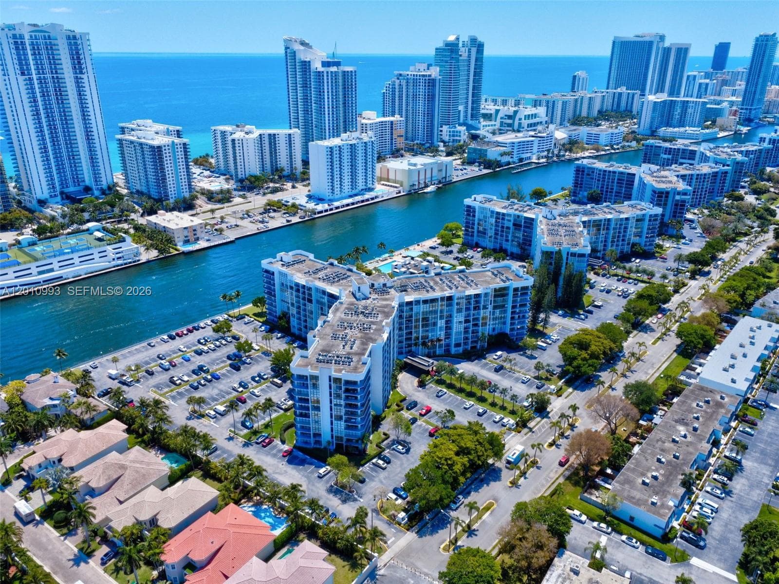 OCEANVIEW PARK CONDO · #104 in Hallandale Beach - Photo 60