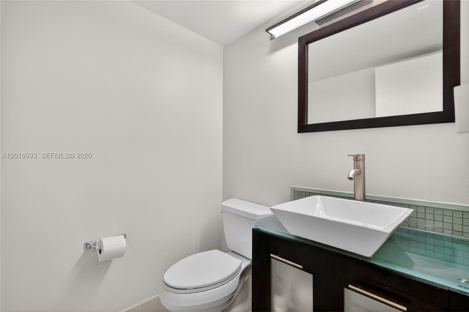 OCEANVIEW PARK CONDO · #104 in Hallandale Beach - Photo 29