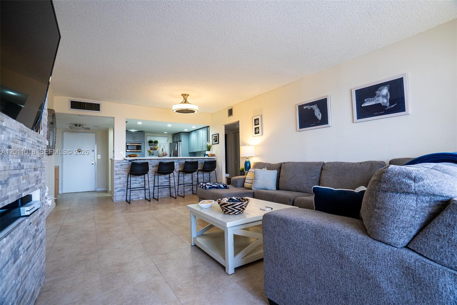 THE OLYMPUS CONDO PHASE · #1008 in Hallandale Beach - Photo 2