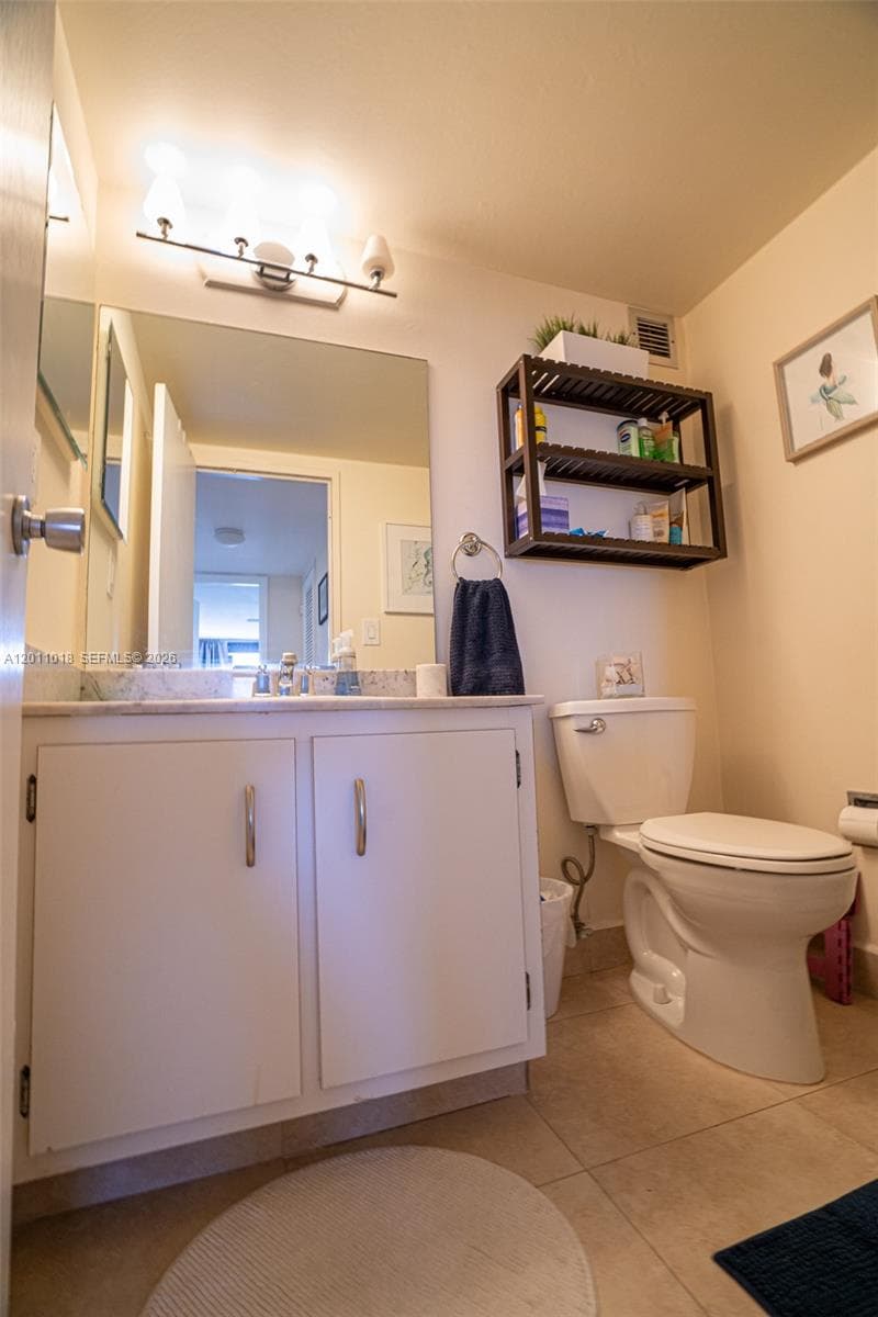 THE OLYMPUS CONDO PHASE · #1008 in Hallandale Beach - Photo 8