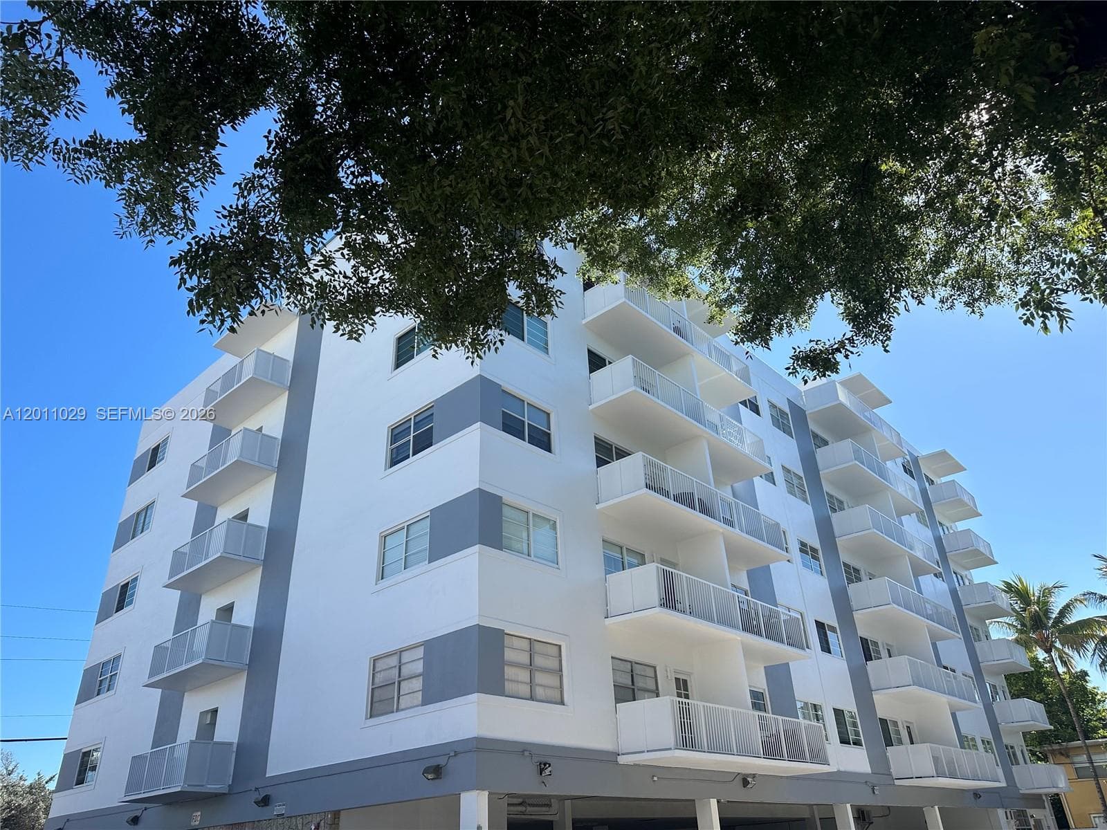 The Apollo Condominium In · #4E in Miami Beach - Photo 18