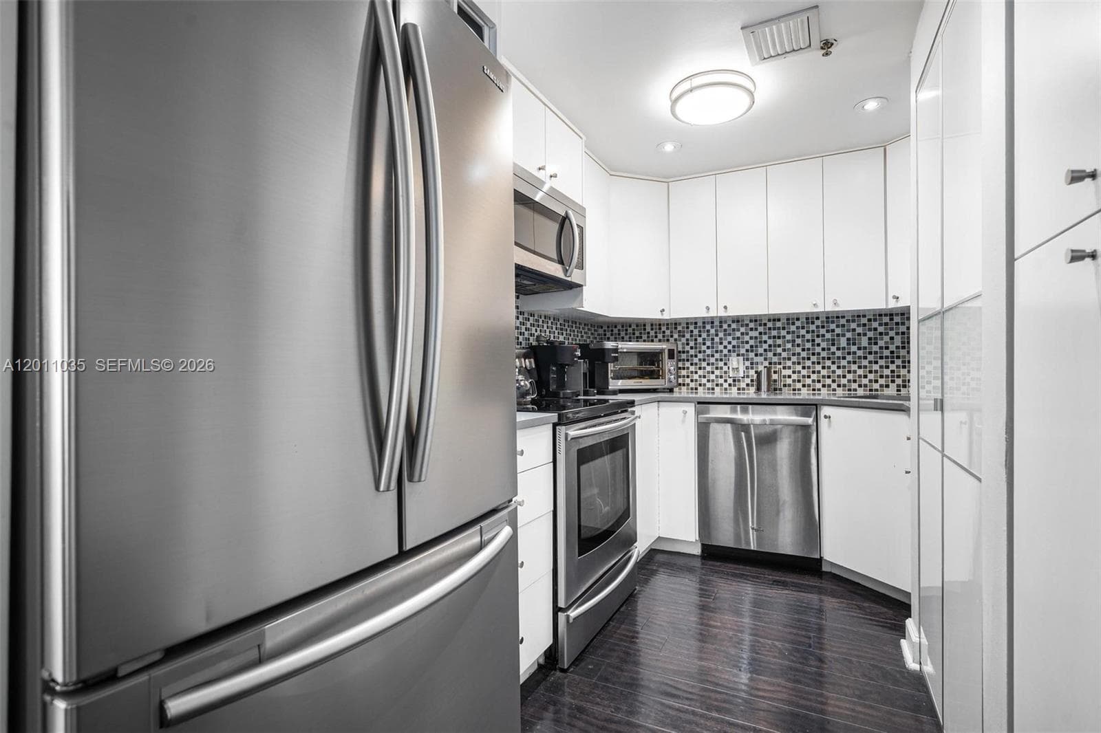 Clearview Towers · #1209 in Miami Beach - Photo 10