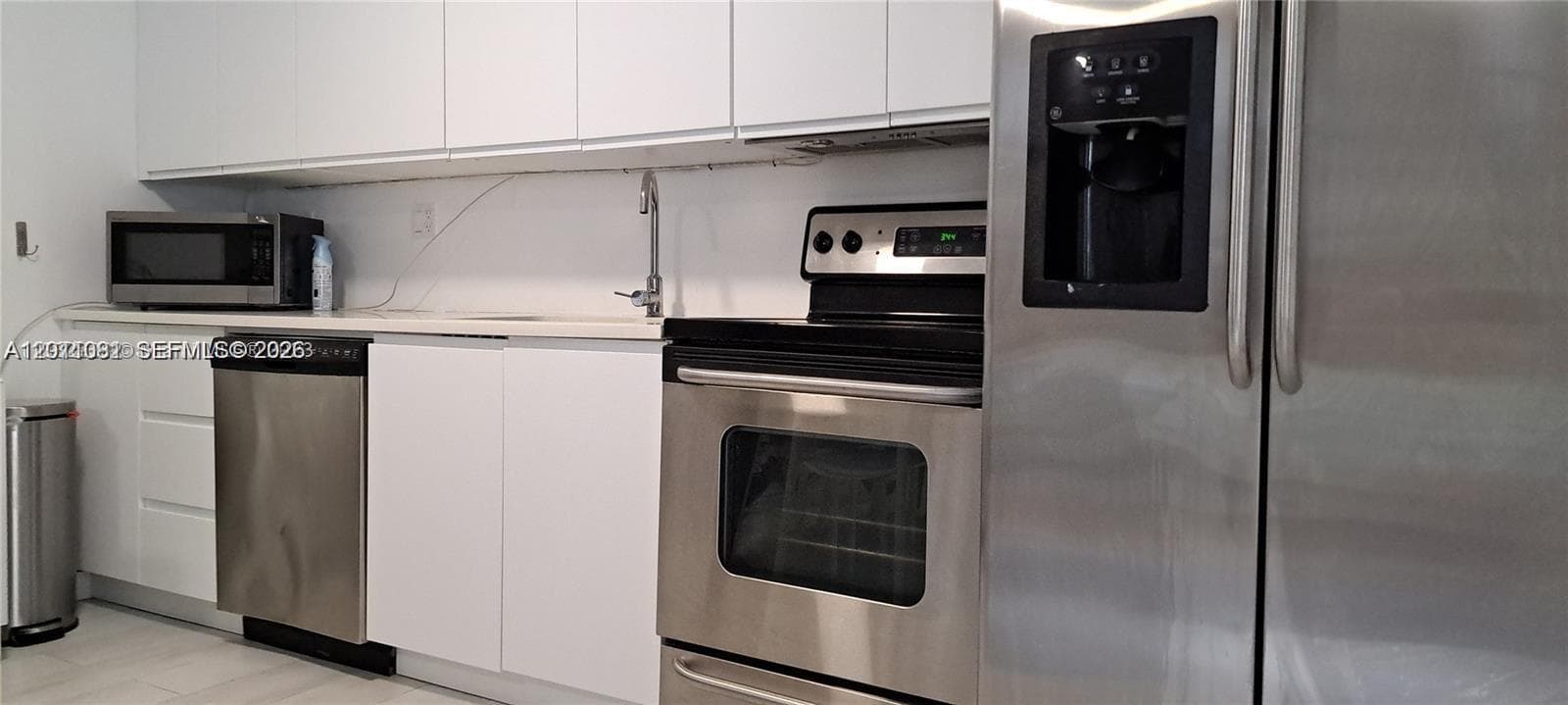 YUBA CONDO · #101 in Miami Beach - Photo 35
