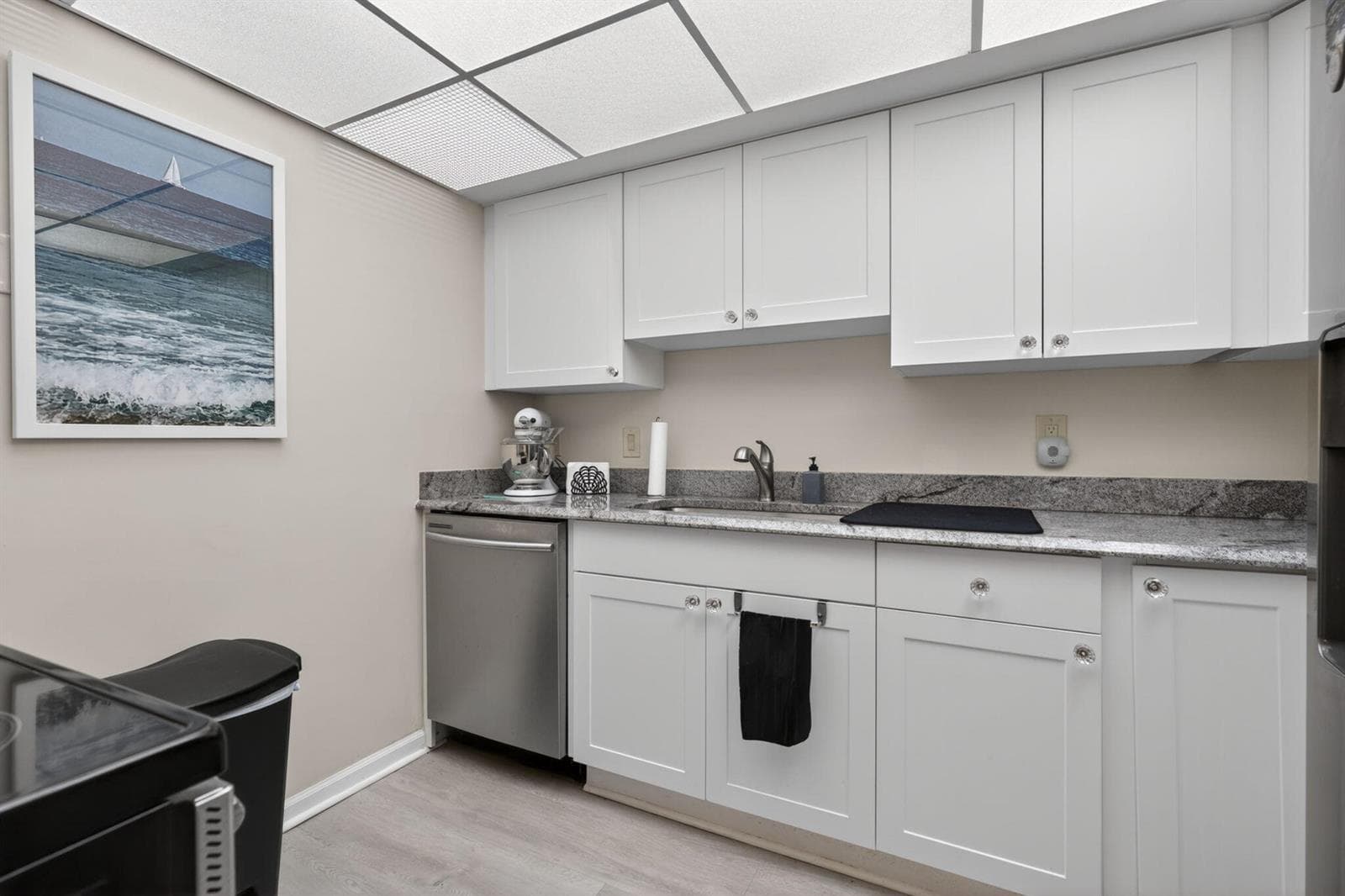 Kitchen (2)