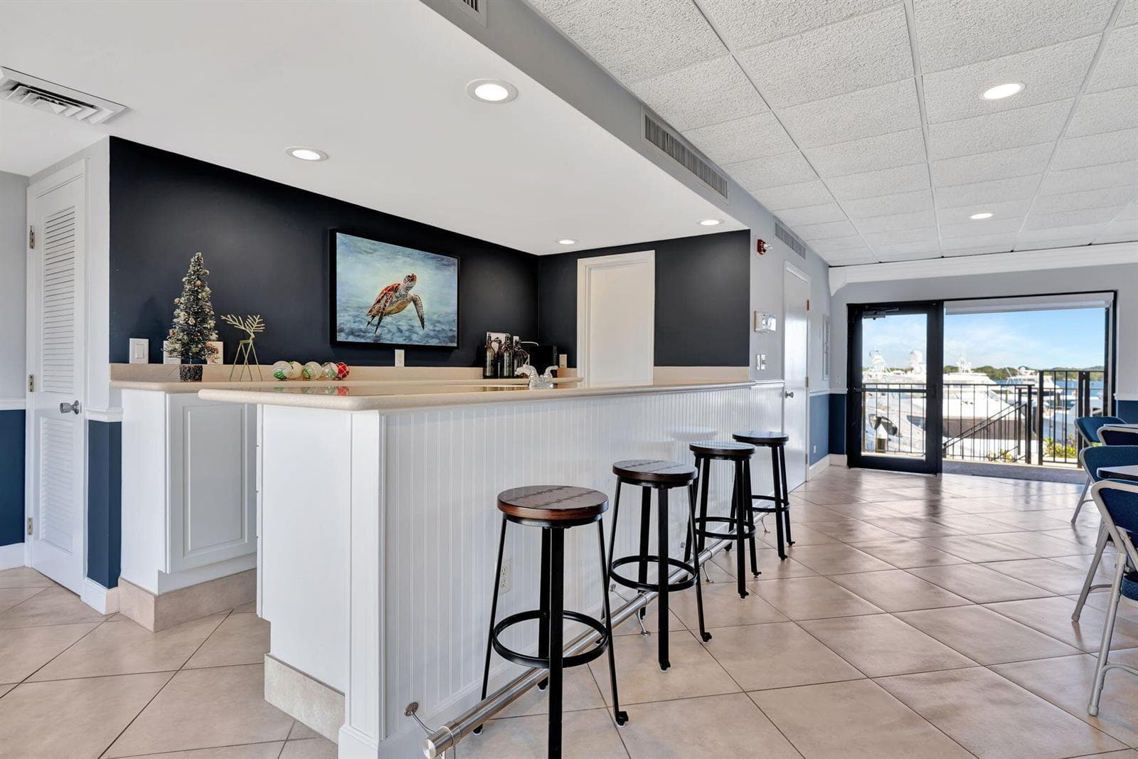 Clubhouse 2