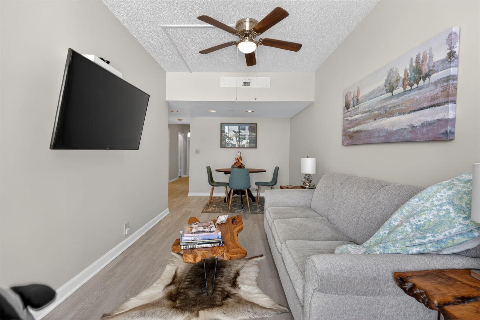 Full Living Rm View