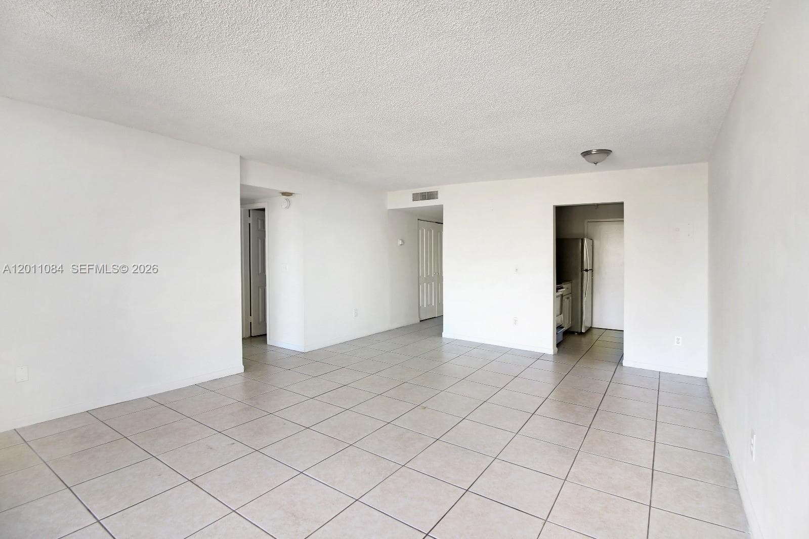 VECINO DEL MAR CONDO · #1111 in North Miami - Photo 2