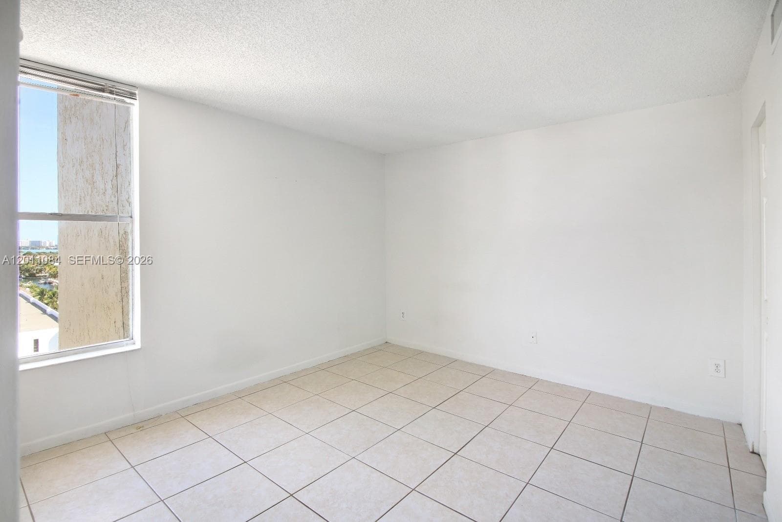 VECINO DEL MAR CONDO · #1111 in North Miami - Photo 13