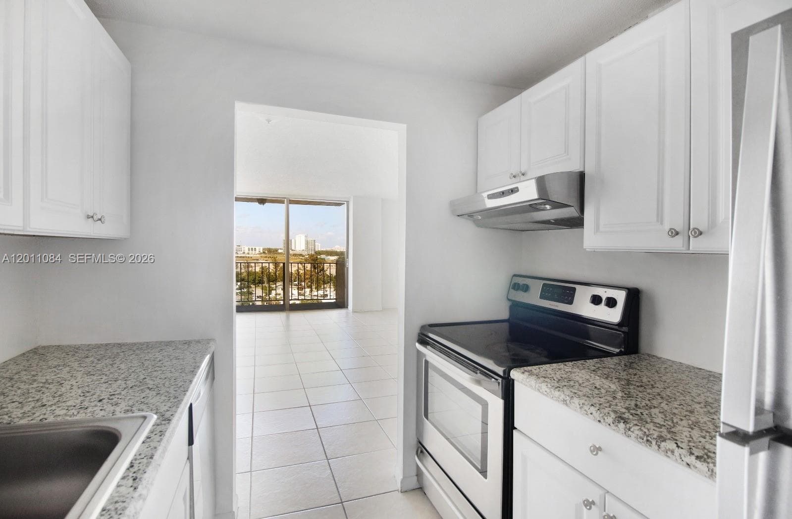 VECINO DEL MAR CONDO · #1111 in North Miami - Photo 3