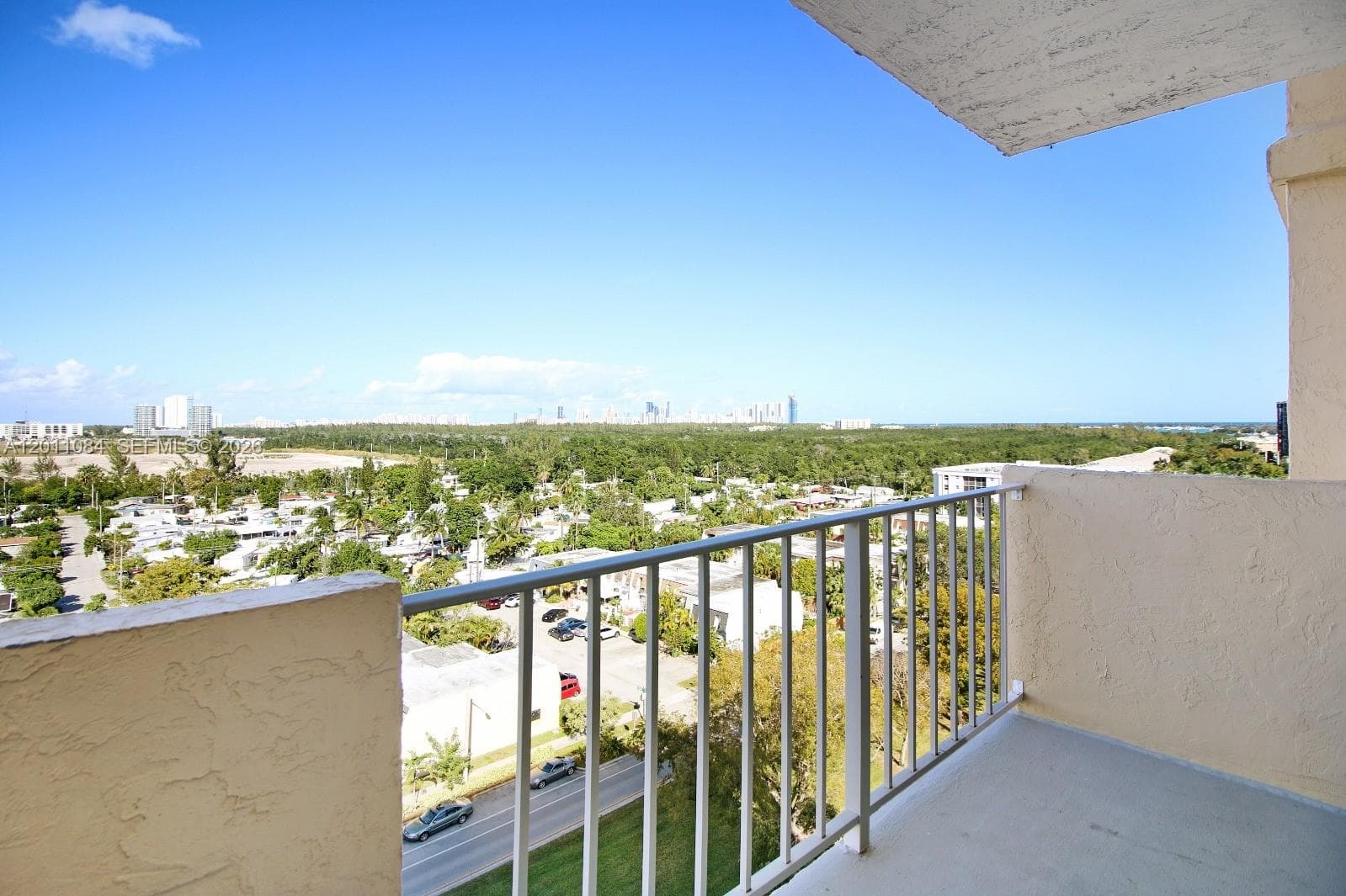 VECINO DEL MAR CONDO · #1111 in North Miami - Photo 11