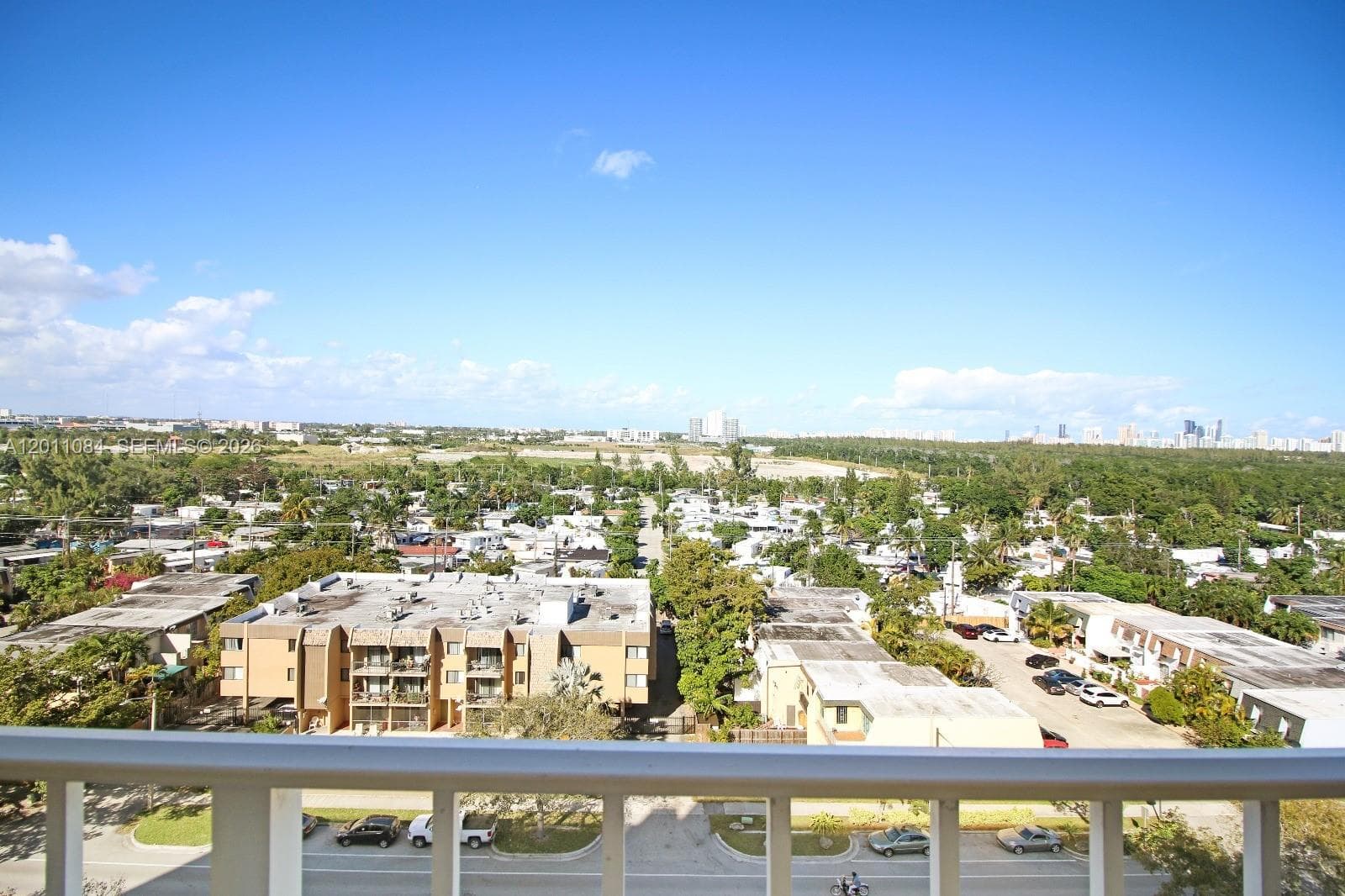 VECINO DEL MAR CONDO · #1111 in North Miami - Photo 8