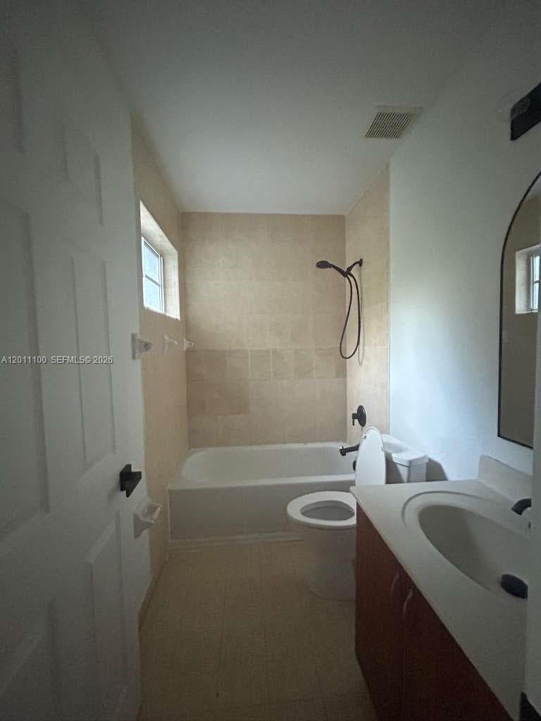 760 SW 6th Ct #. photo 10