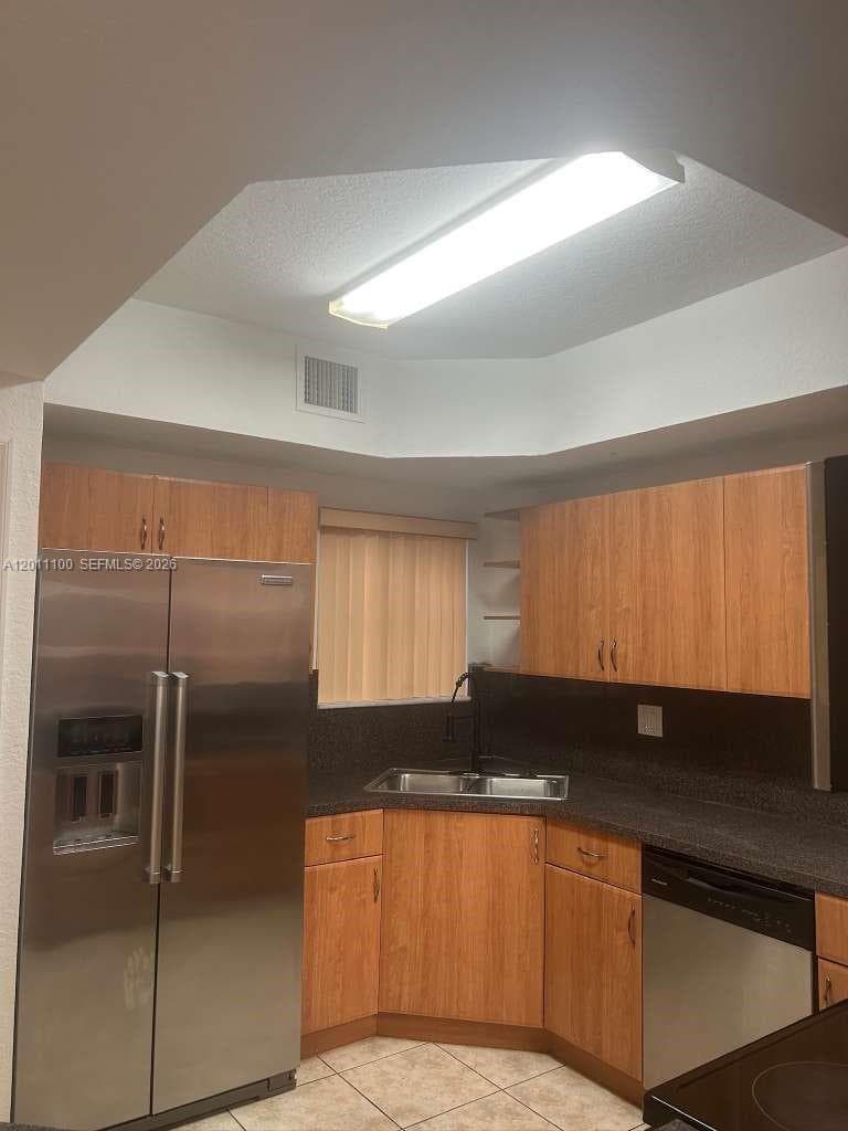 760 SW 6th Ct #. photo 4