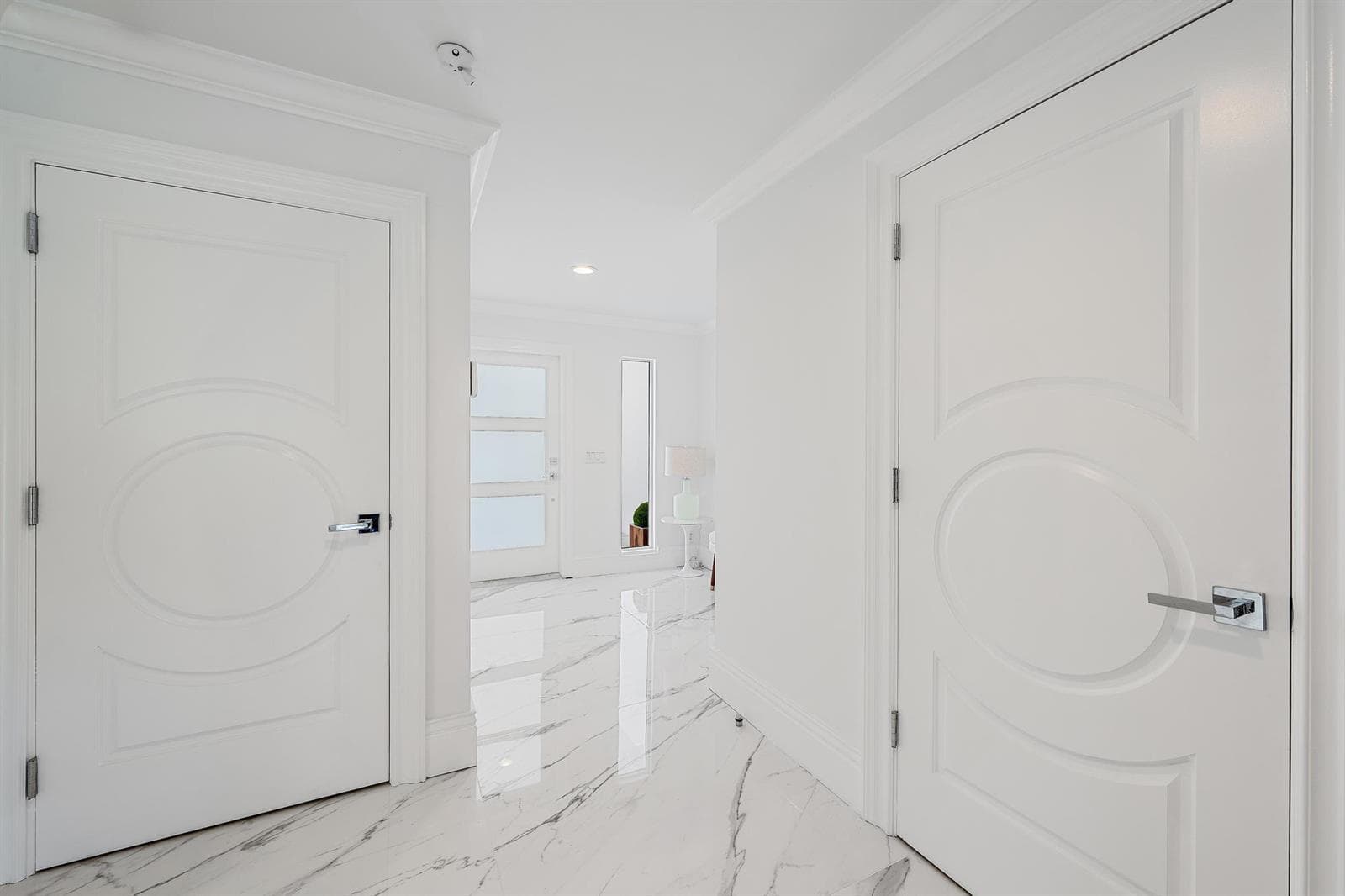 ENTRANCE W/ CUSTOM DOORS