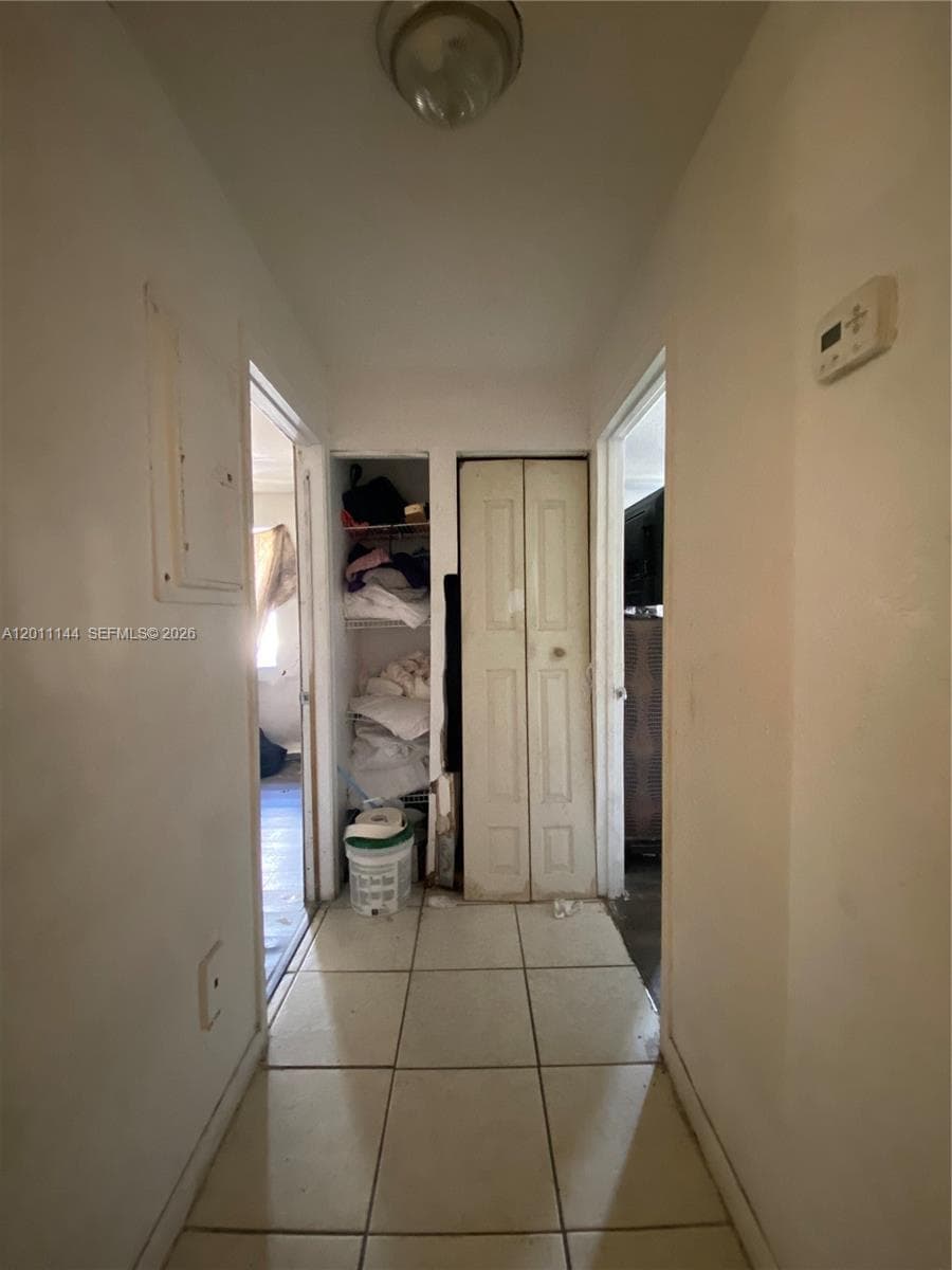 3956 NW 182nd Ln photo 5
