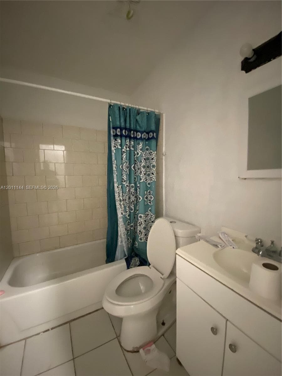 3956 NW 182nd Ln photo 10