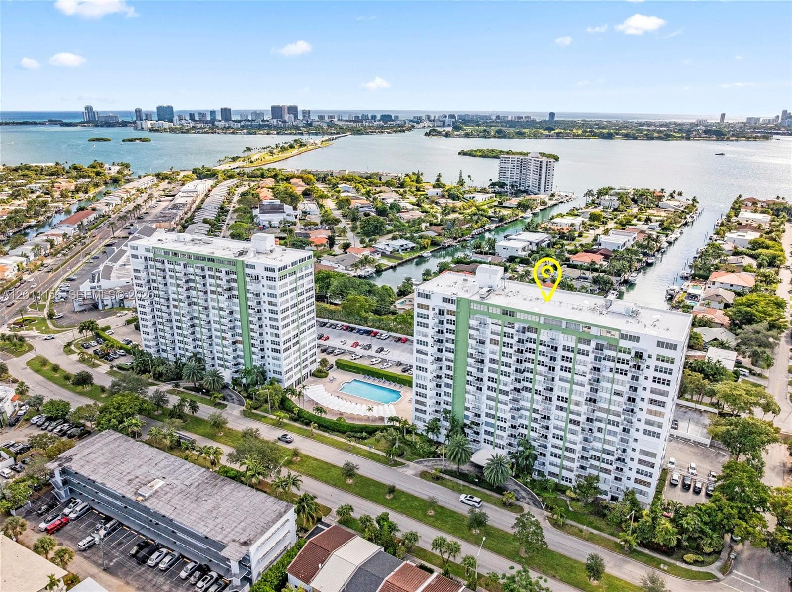 BAYVIEW TOWERS · #B1006 in North Miami - Photo 2