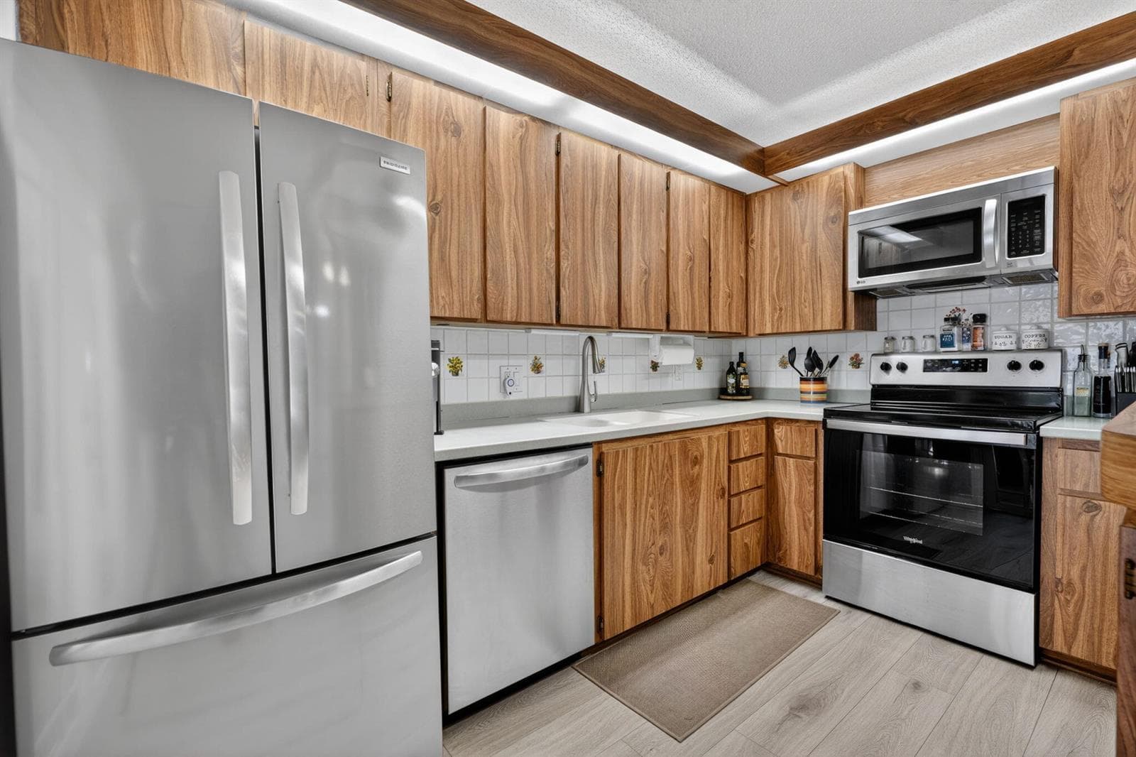 New stainless appliances
