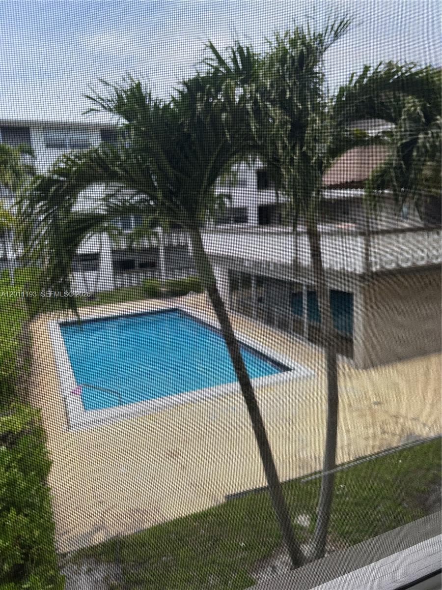 TURF CONDO · #201 in Hallandale Beach - Photo 2