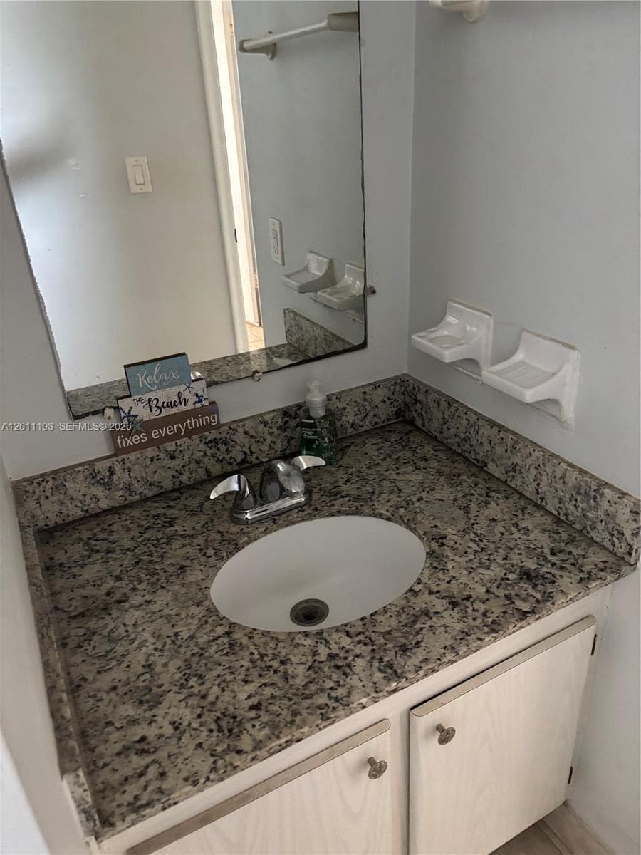 TURF CONDO · #201 in Hallandale Beach - Photo 10