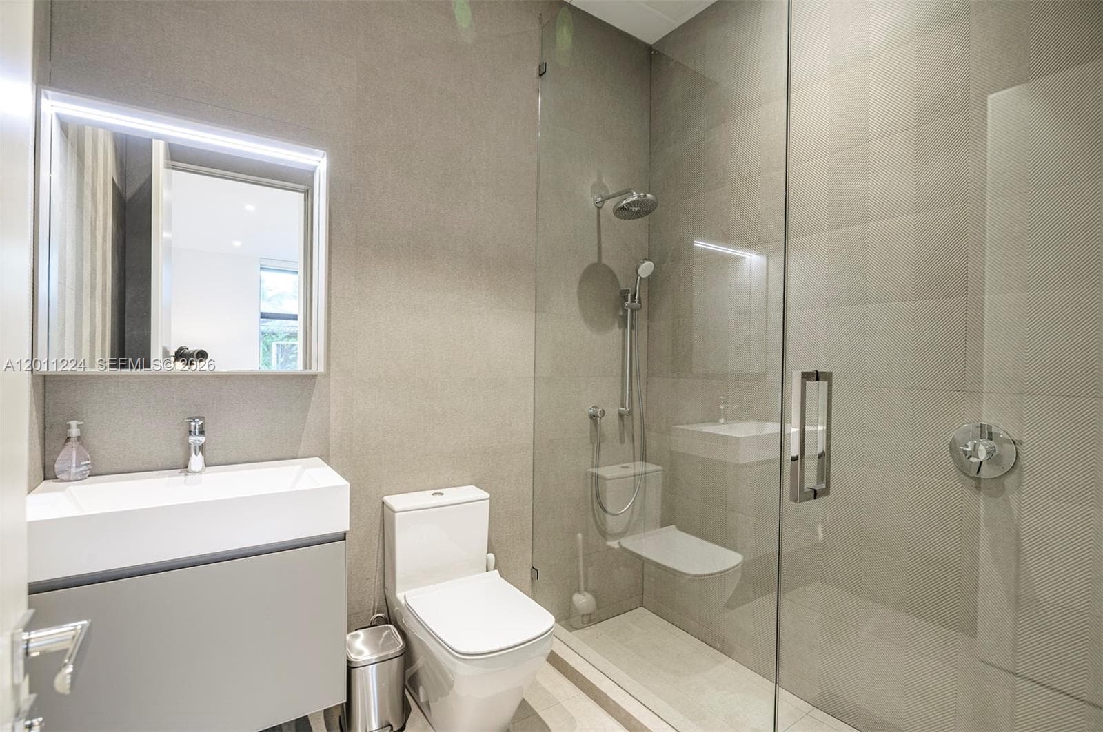 401 Royal Plaza Dr #na photo 37