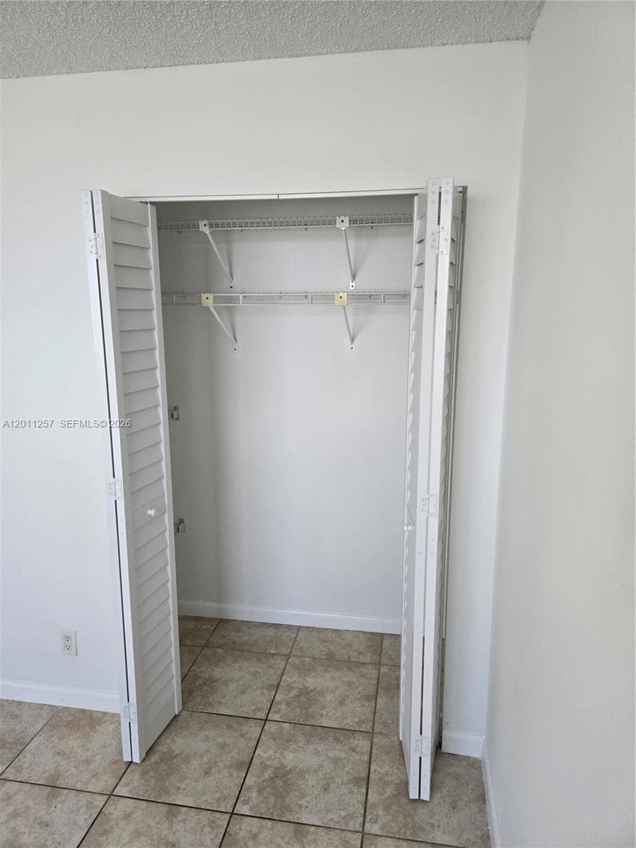 2nd Bedroom Closet