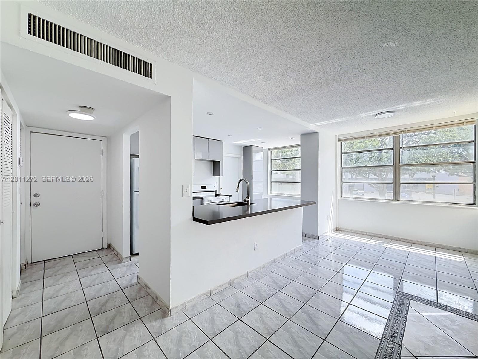 Three Seasons No. 2 · #206 in North Miami Beach - Photo 8