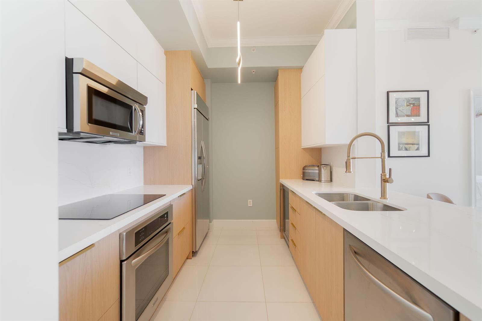Fully Remodeled Kitchen