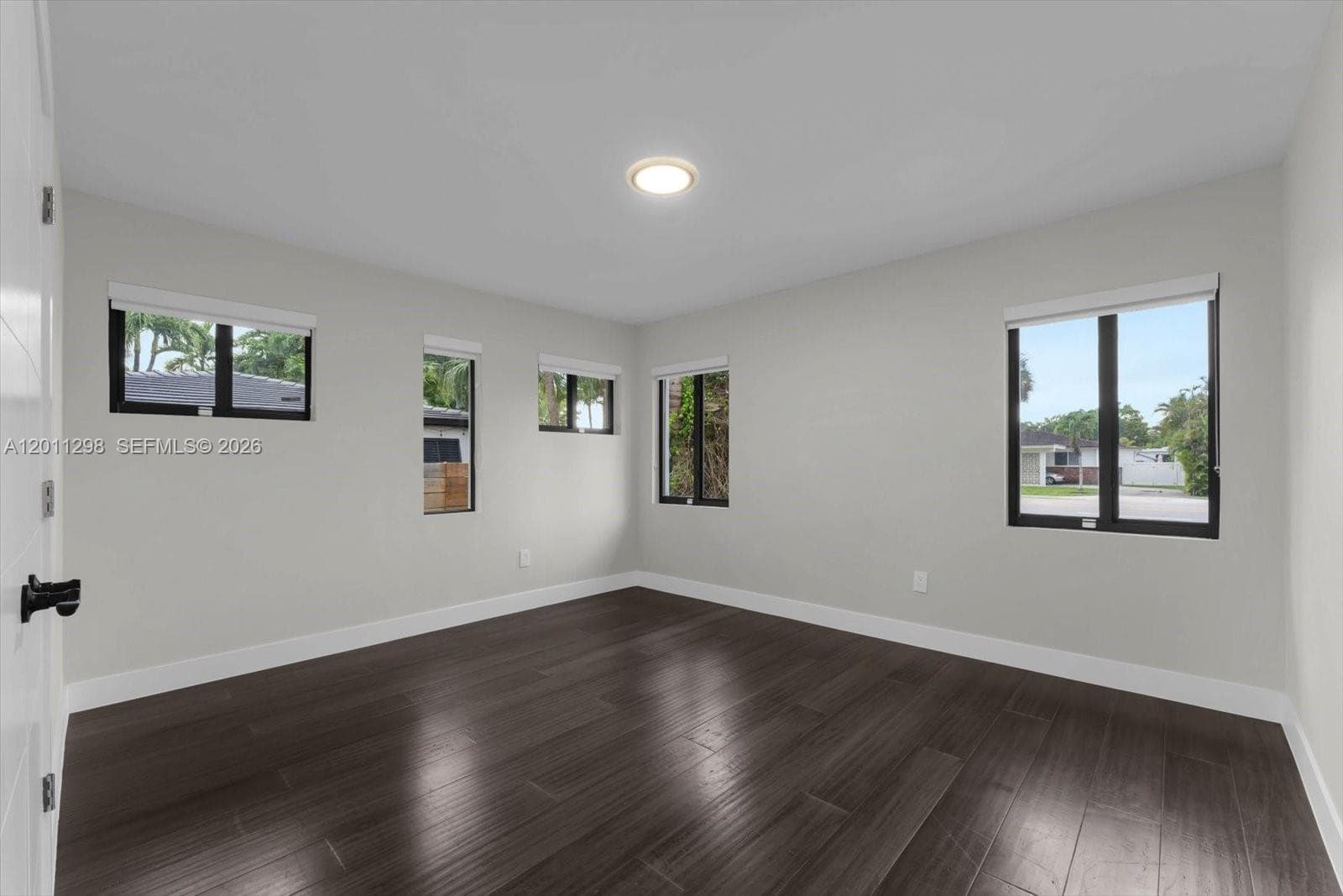 29 NE 95th St photo 21