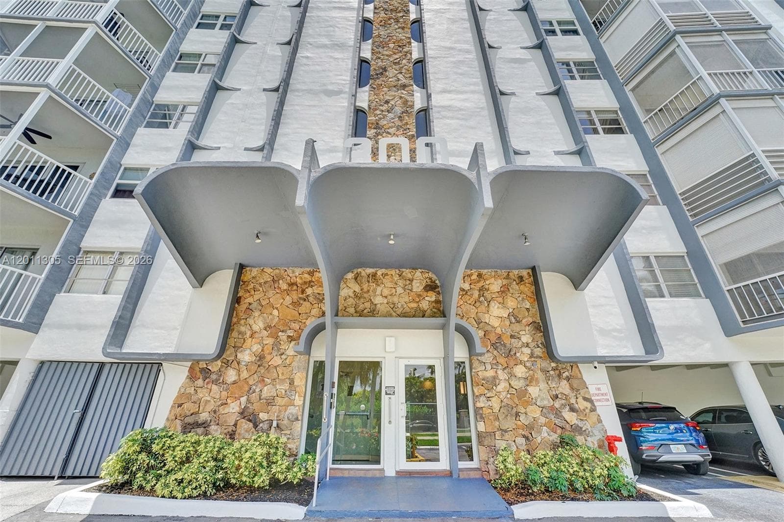 Fairways Riviera · #204 in Hallandale Beach - Photo 34