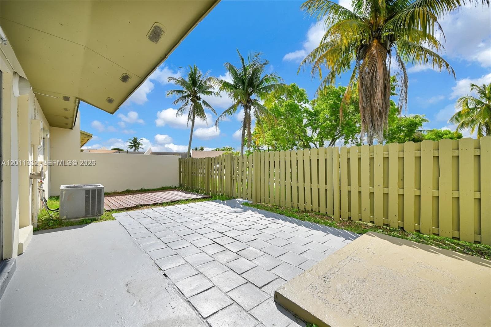 12438 SW 115th Ter photo 22