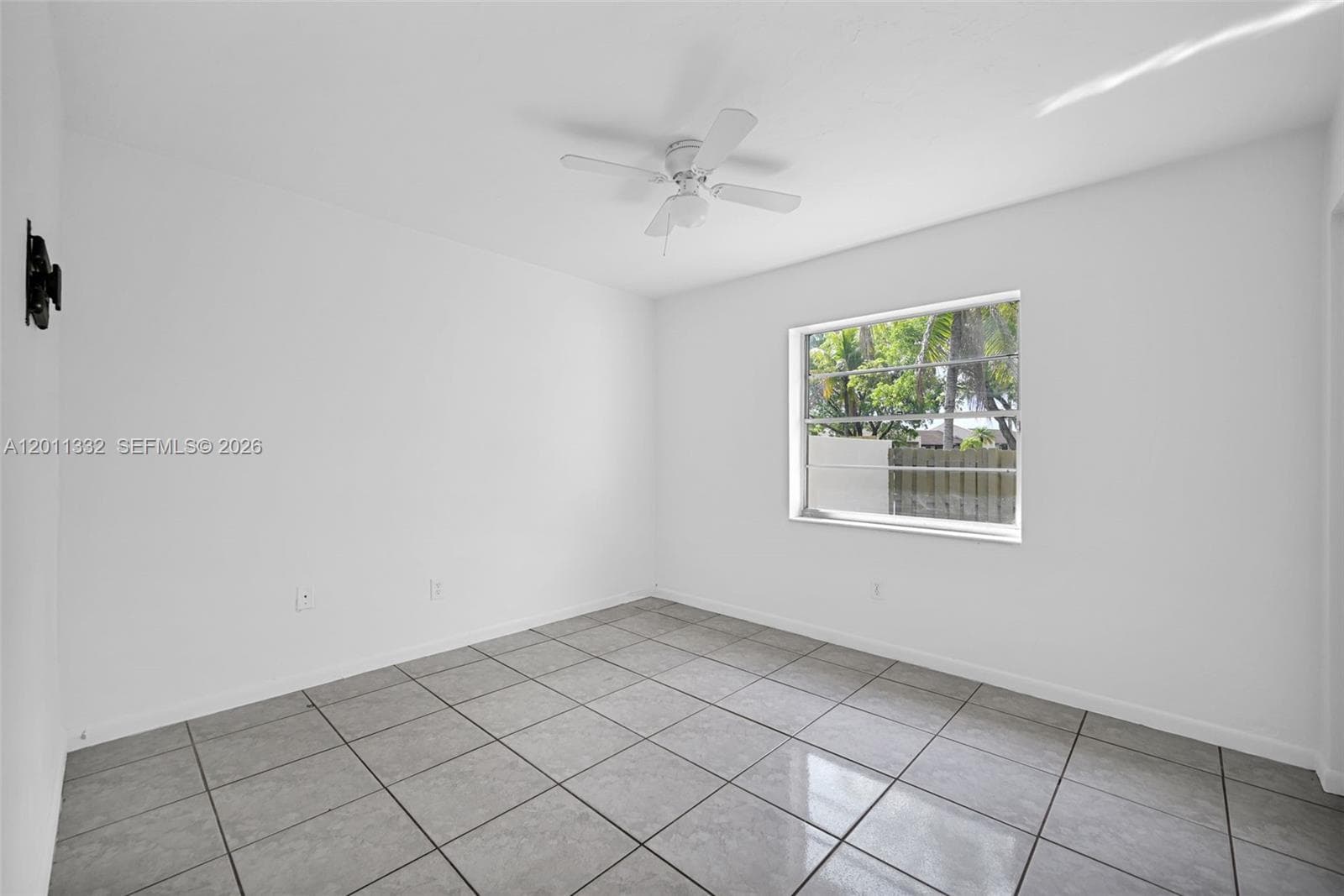 12438 SW 115th Ter photo 10