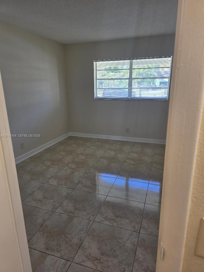 MOFFETT PLACE CONDO · #107 in Hallandale Beach - Photo 17