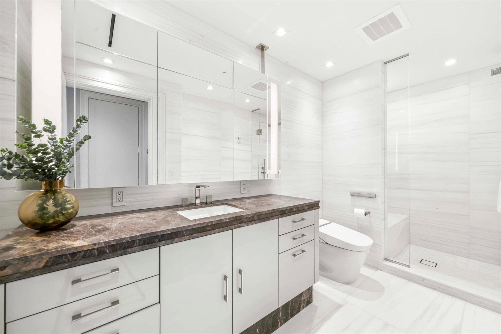 Primary Bath2
