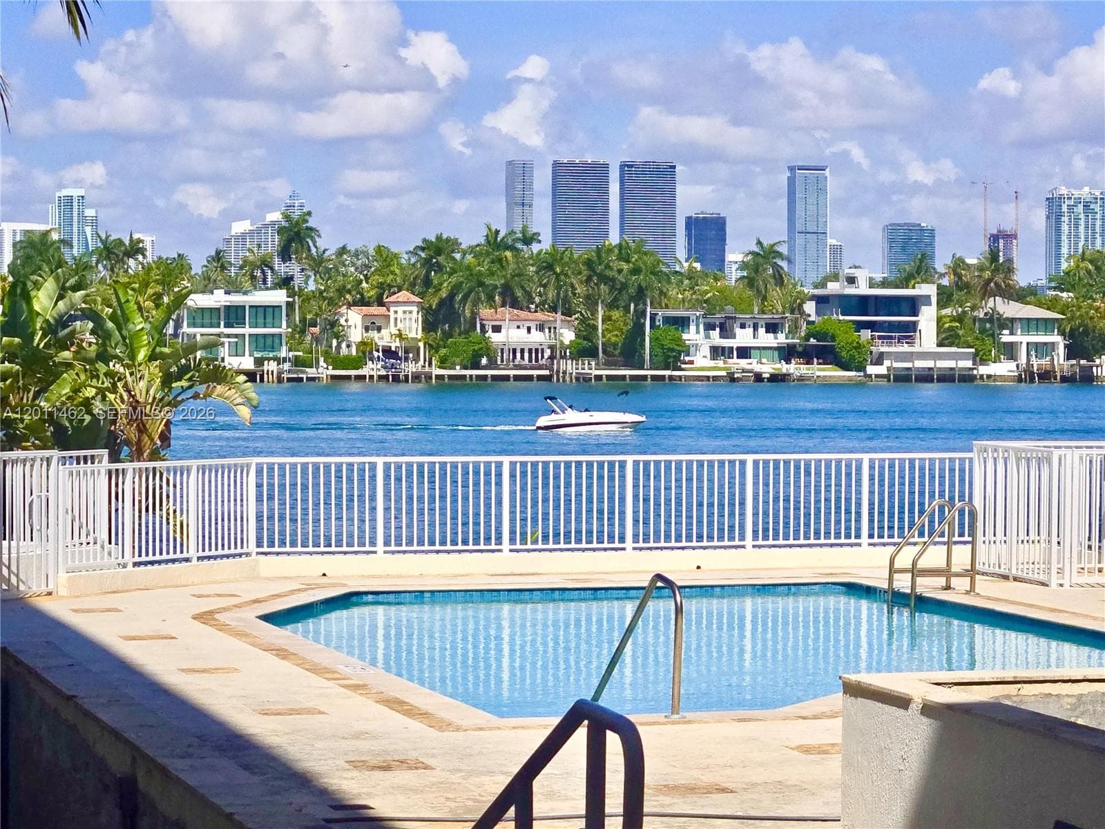 THE VISTAS CONDO · #603 in Miami Beach - Photo 2