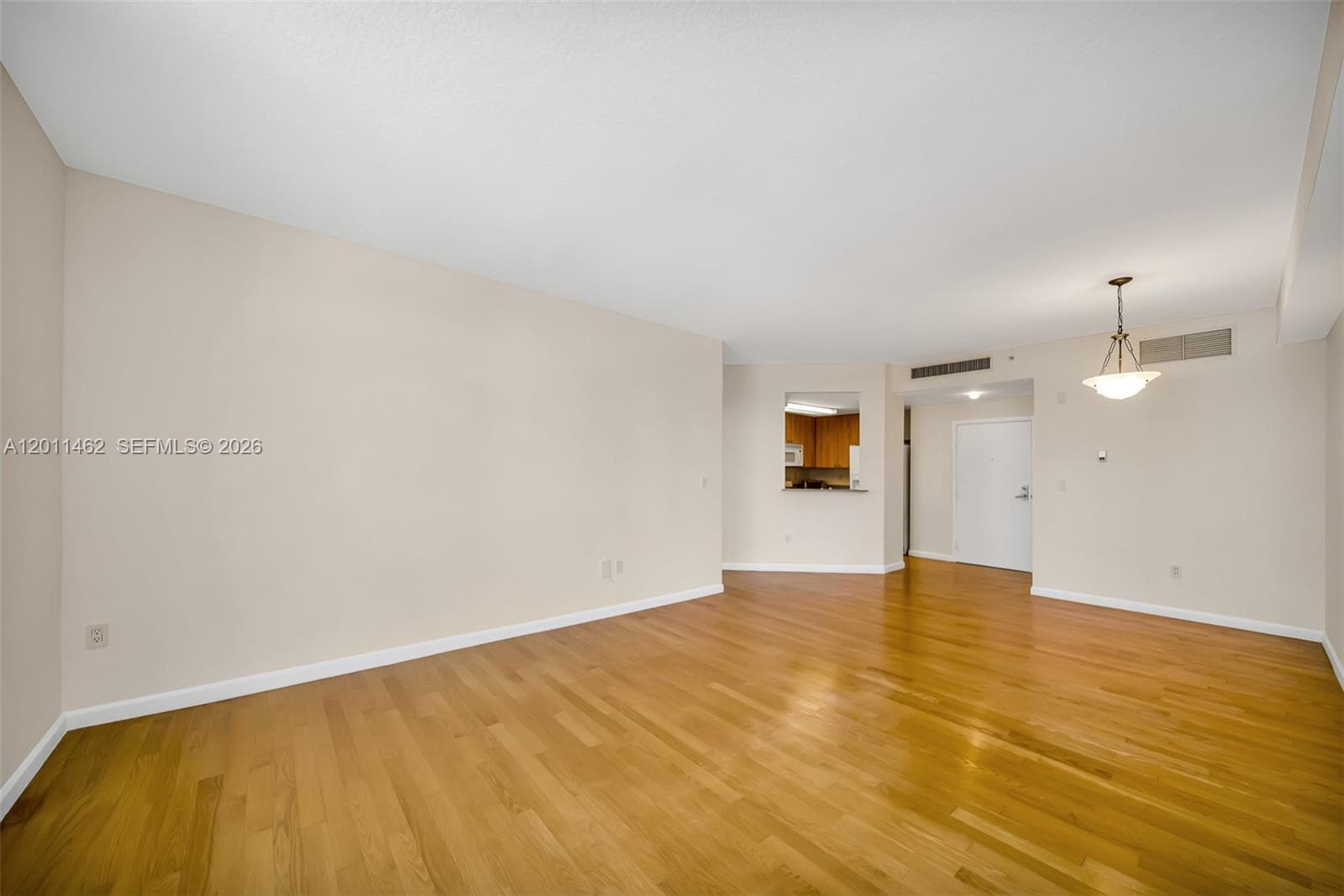 THE VISTAS CONDO · #603 in Miami Beach - Photo 5