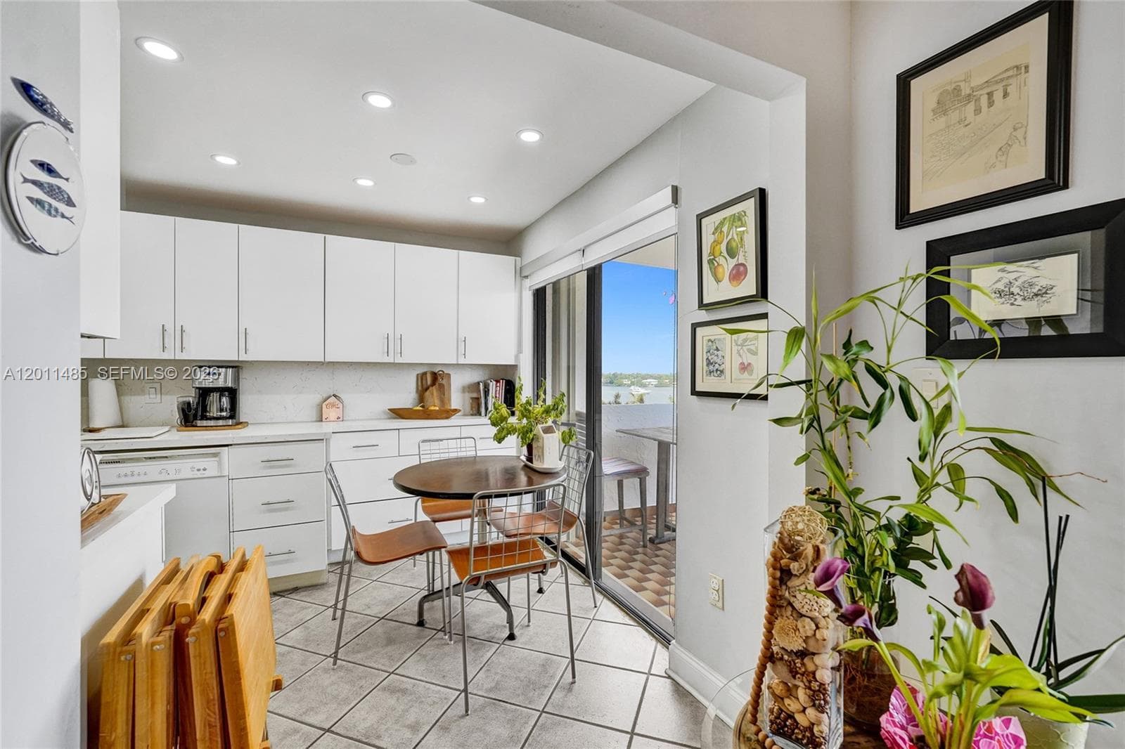 Summit Condo · #609S in Hollywood - Photo 27