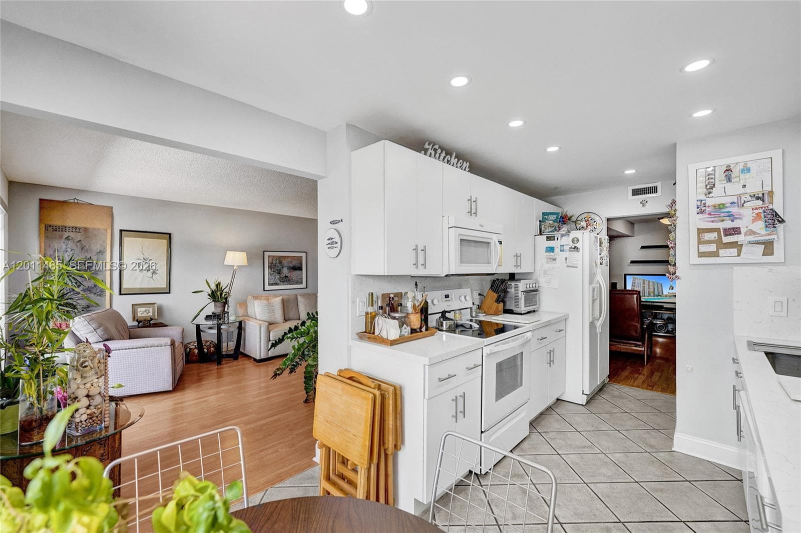Summit Condo · #609S in Hollywood - Photo 29