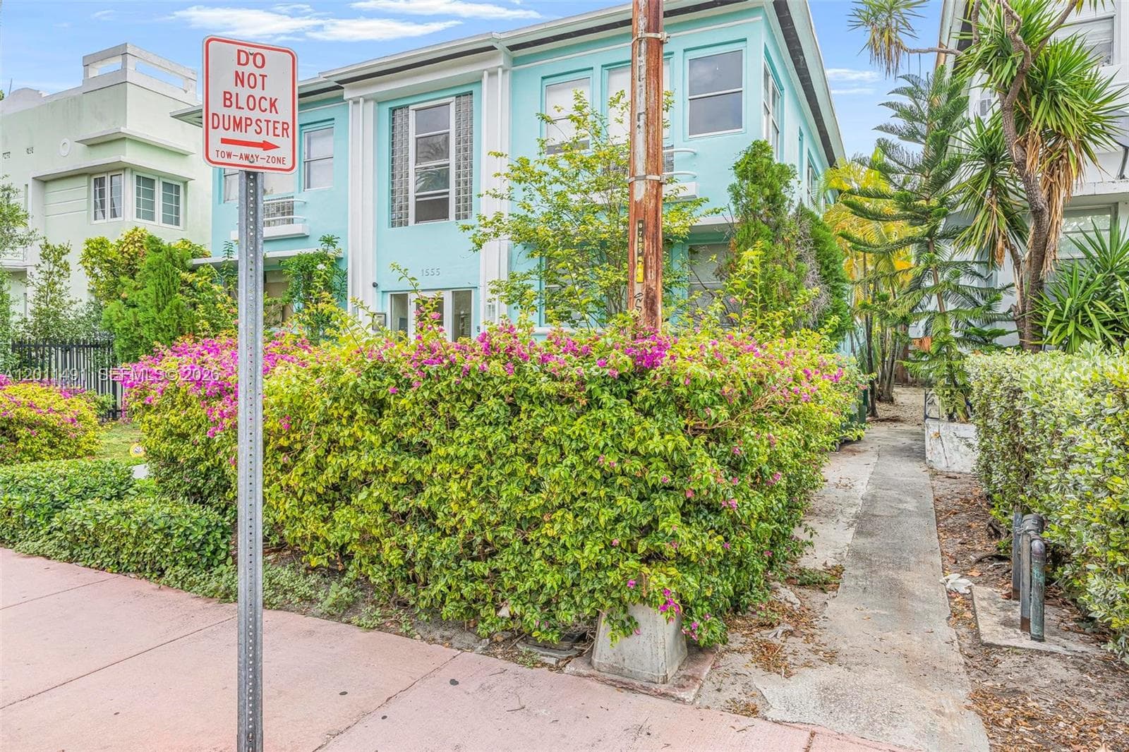 SOBE PHOENIX CONDO · #209 in Miami Beach - Photo 25